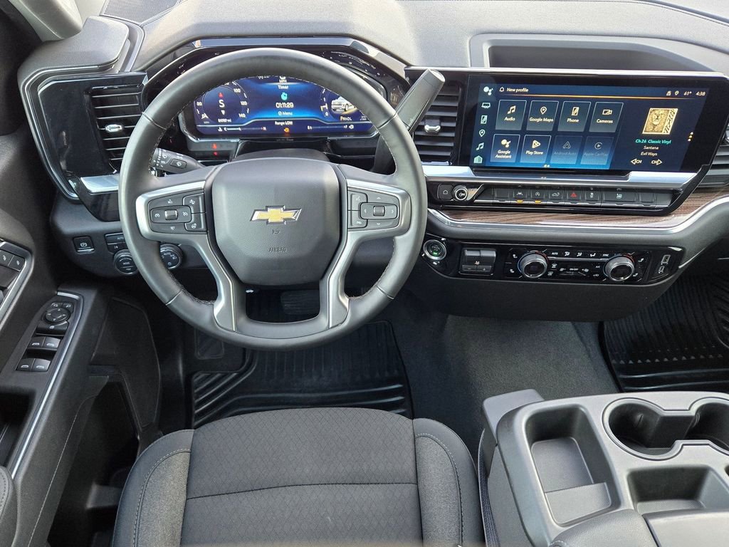 Used 2025 Chevrolet Silverado 1500 LT image 13