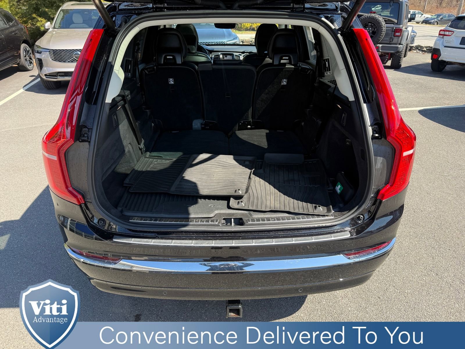 Certified 2025 Volvo XC90 B6 Plus w/ Protection Package Premier image 24