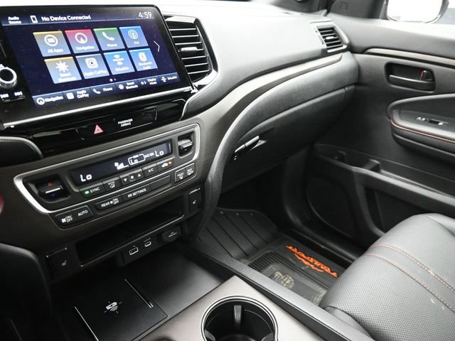 Used 2025 Honda Ridgeline TrailSport image 30