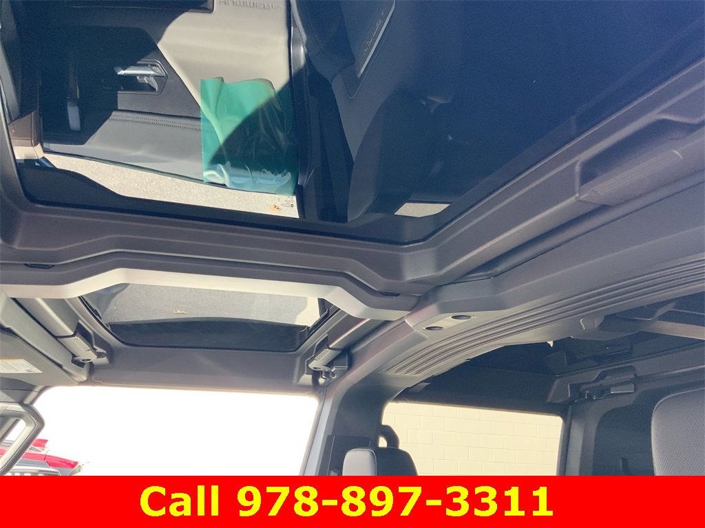 New 2025 GMC Hummer EV 2X image 20
