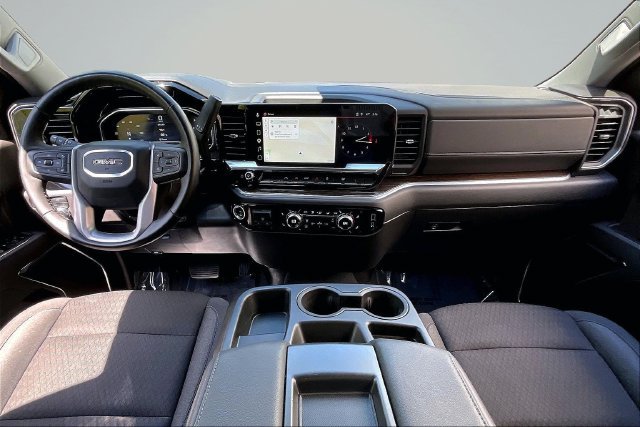 Used 2025 GMC Sierra 1500 Elevation AWD/4WD image 16