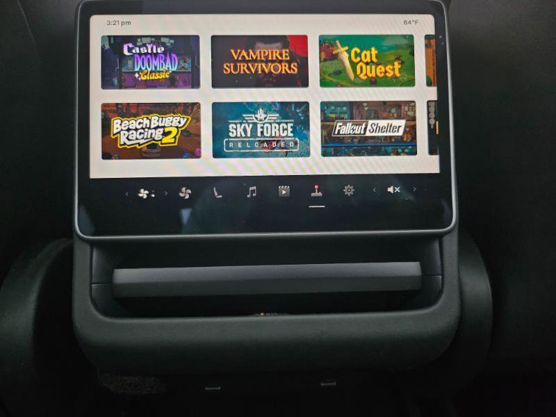 Used 2026 Tesla Model Y Long Range image 70