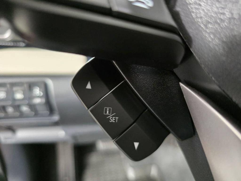 Used 2024 Subaru Forester Limited AWD/4WD image 30