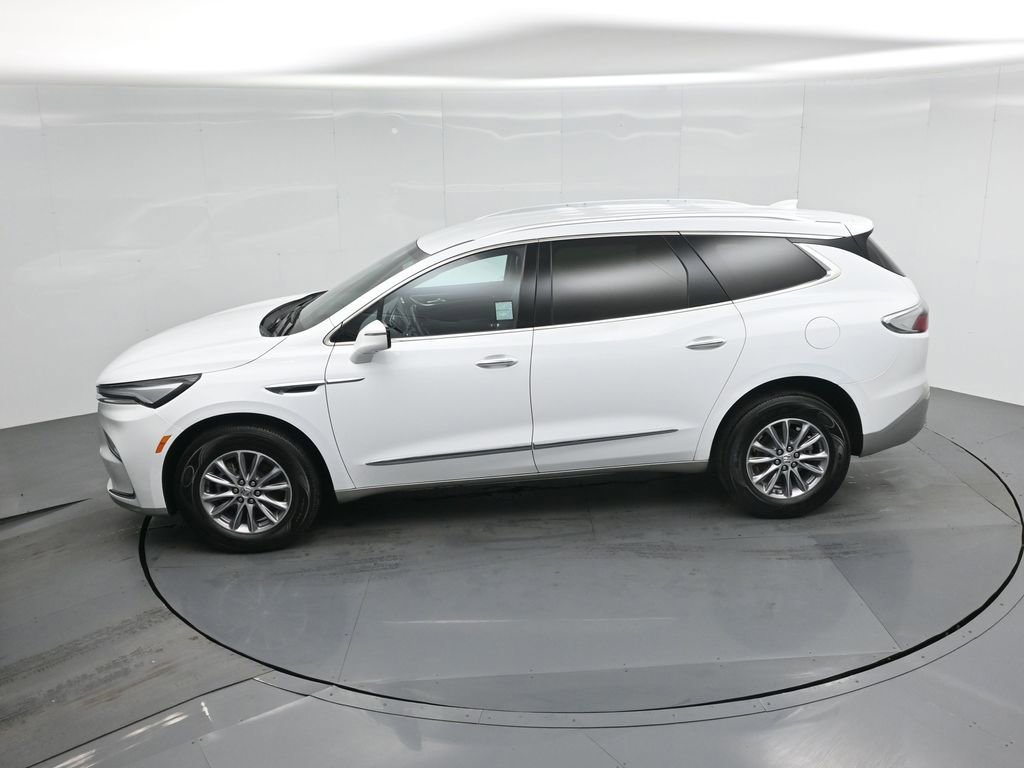 Used 2024 Buick Enclave Premium image 47