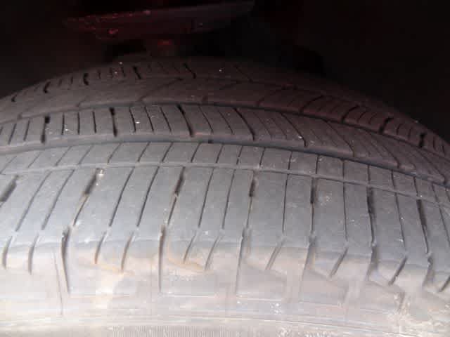 Used 2025 Ford Explorer ST-Line AWD/4WD image 13