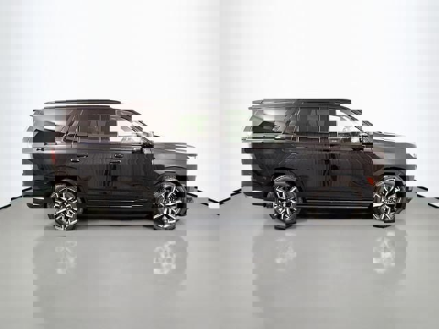 Used 2021 Cadillac Escalade Sport Platinum w/ Heavy-Duty Trailer Package image 11