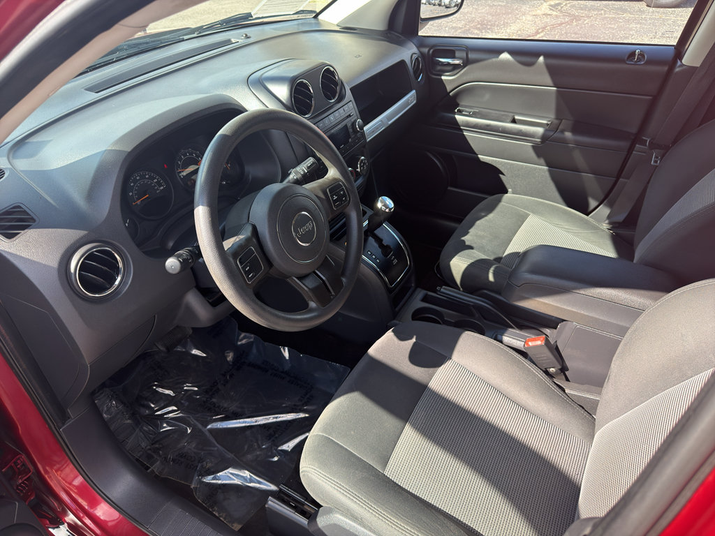 Used 2016 Jeep Compass Sport w/ Power Value Group FWD image 9