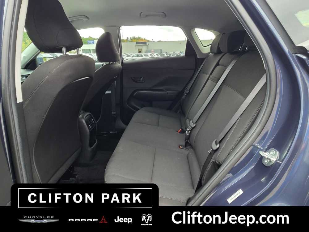 Used 2025 Hyundai Kona SEL FWD image 13