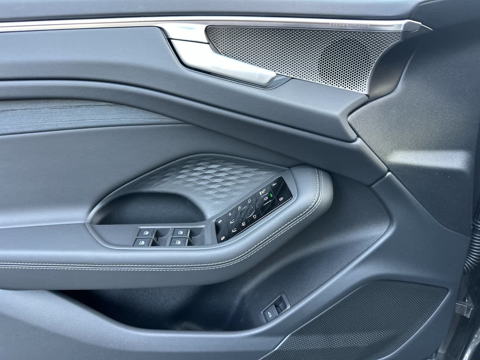 New 2026 Audi A6 Premium Plus AWD/4WD image 12
