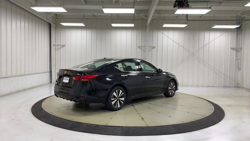 Used 2019 Nissan Altima 2.5 SL FWD image 8