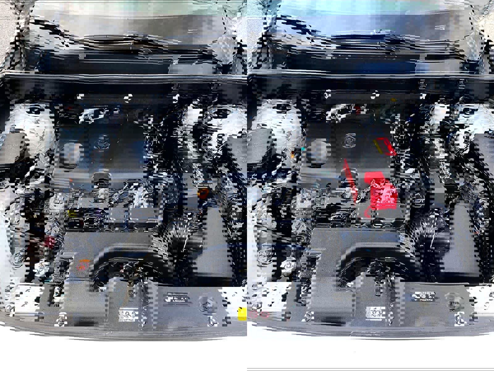 Used 2021 Toyota RAV4 XLE image 30