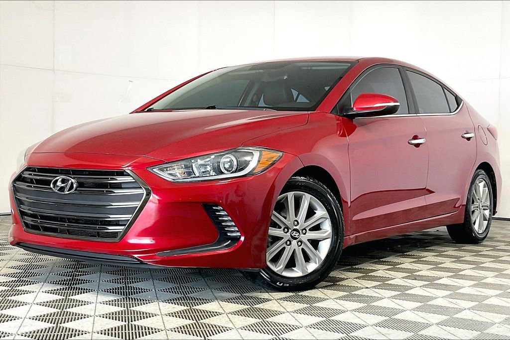 Used 2017 Hyundai Elantra Limited image 2