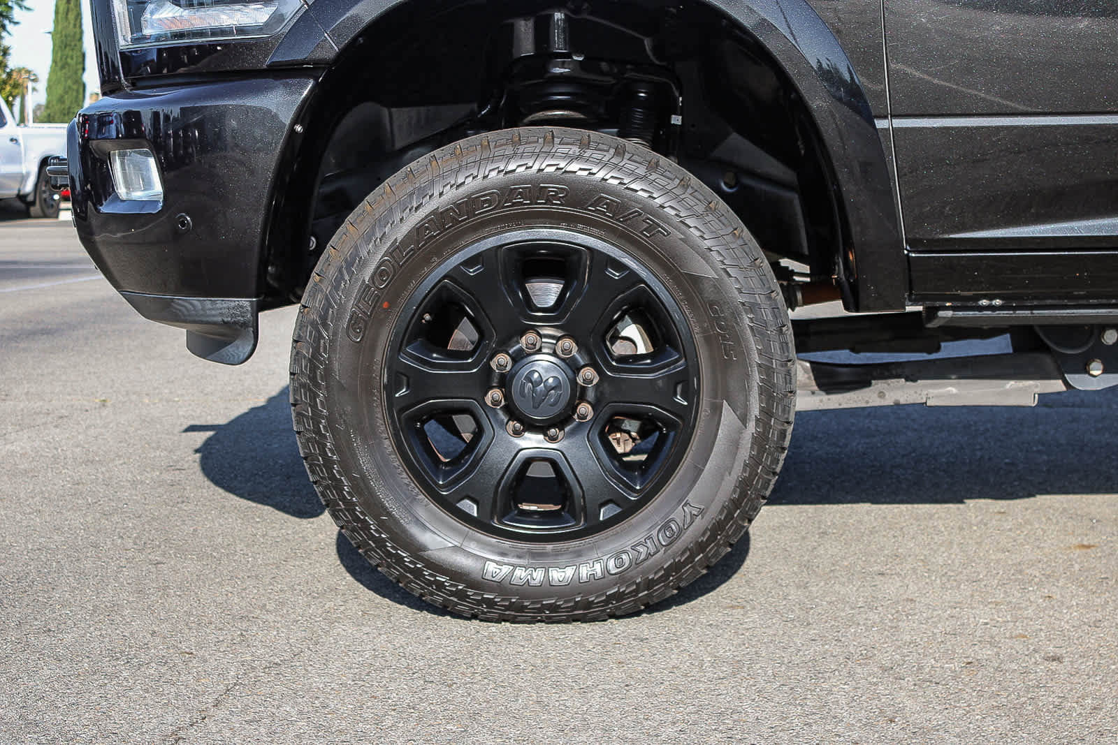 Used 2016 RAM 3500 Laramie AWD/4WD image 11