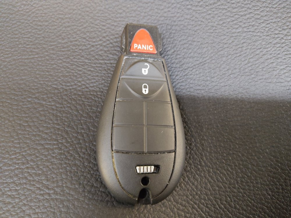Used 2021 Jeep Cherokee Latitude w/ Mobile Office Group FWD image 32