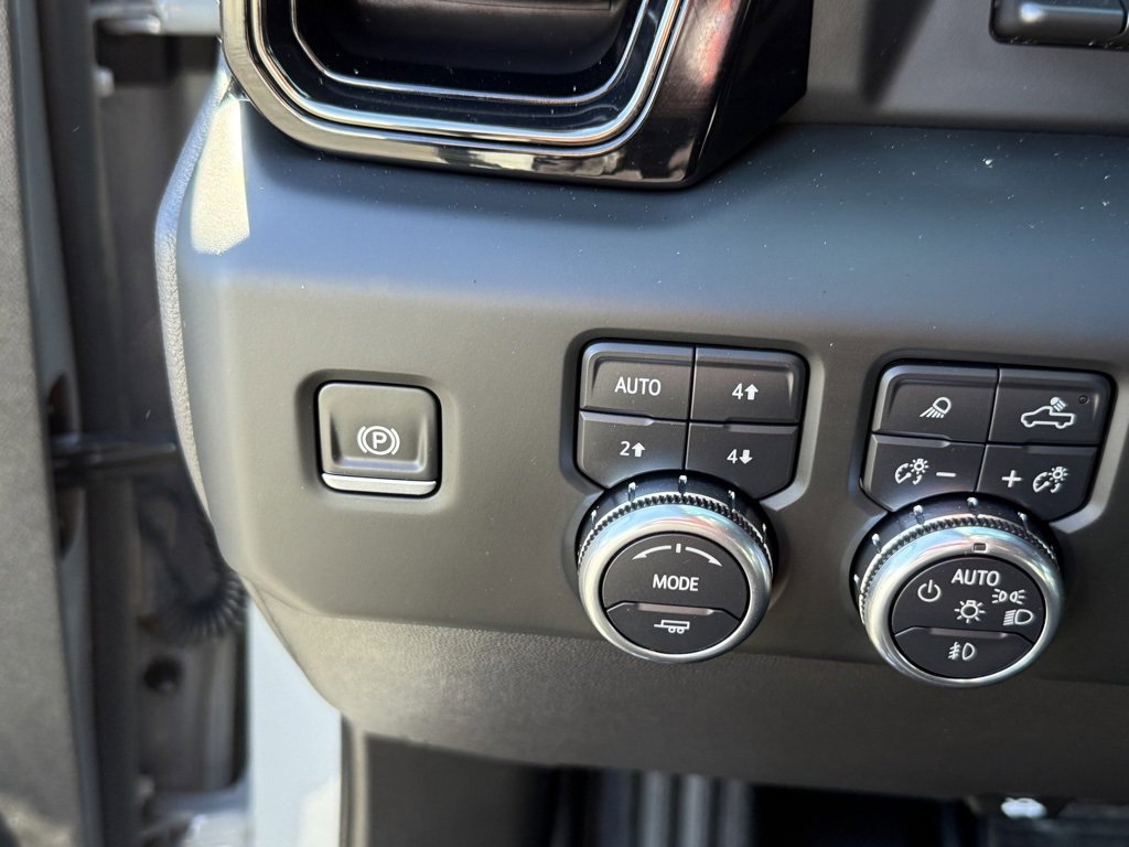 Used 2024 GMC Sierra 1500 AT4X AWD/4WD image 15