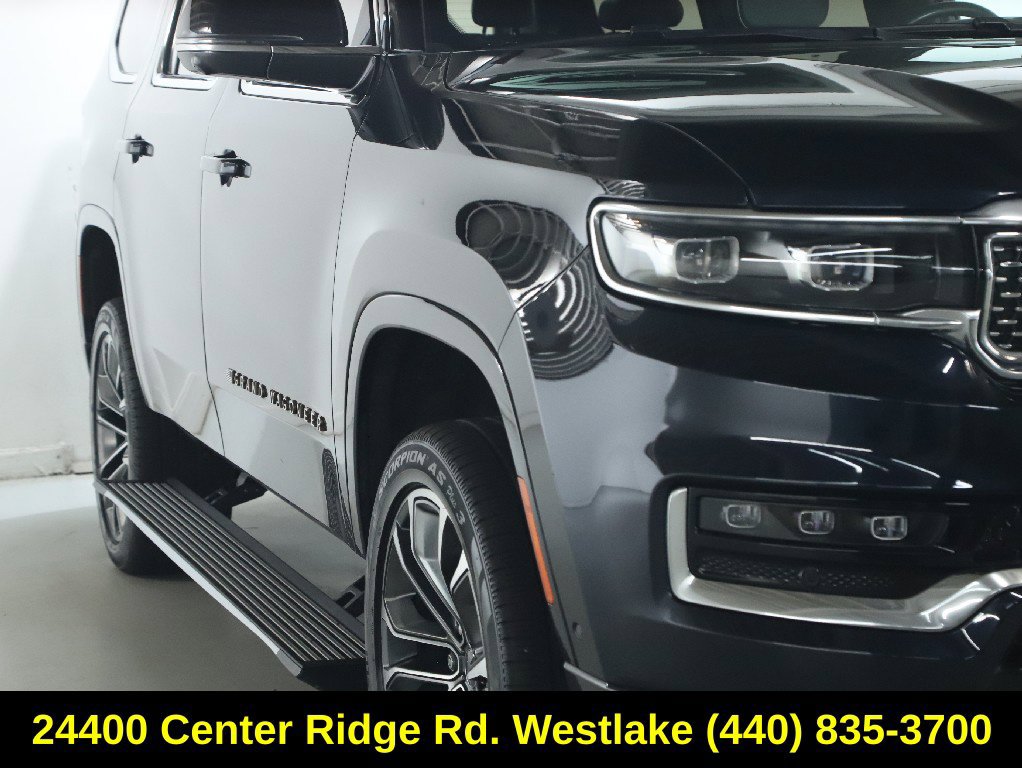 Used 2022 Jeep Grand Wagoneer Series III AWD/4WD image 9