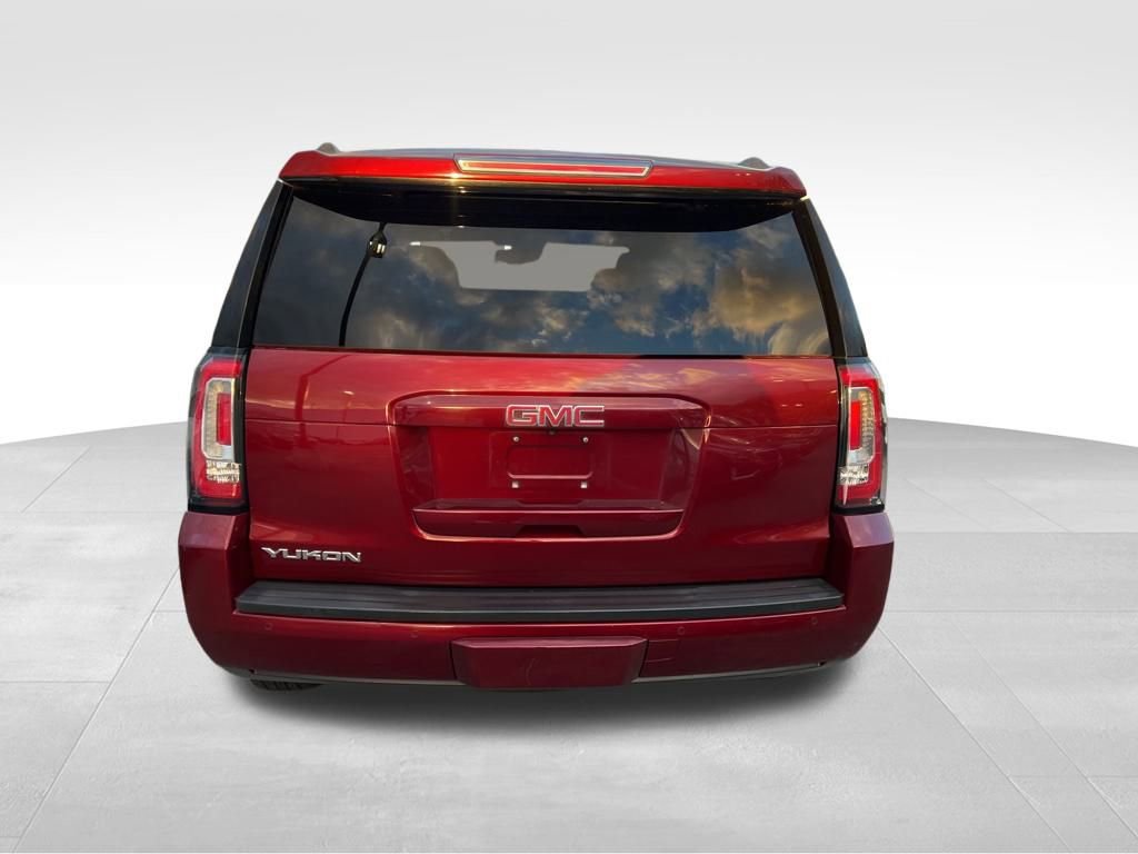 Used 2017 GMC Yukon SLT image 4