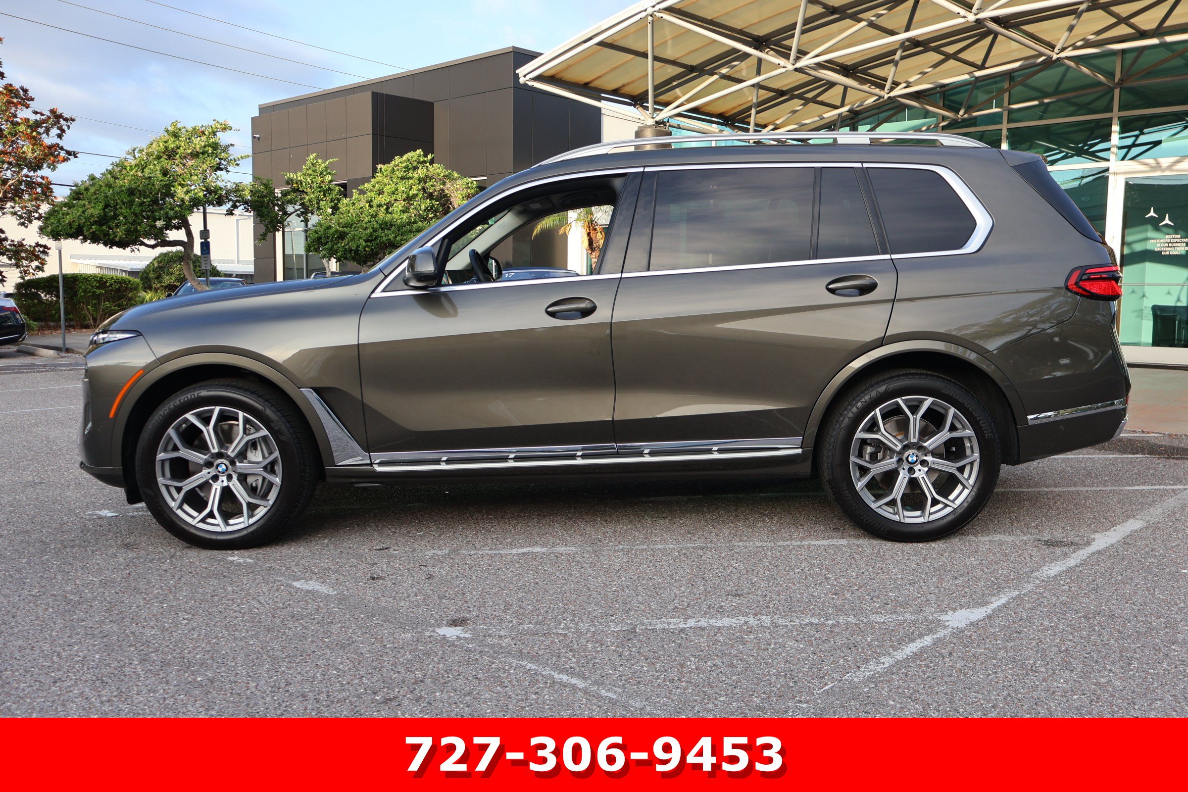 Used 2026 BMW X7 xDrive40i AWD/4WD image 6
