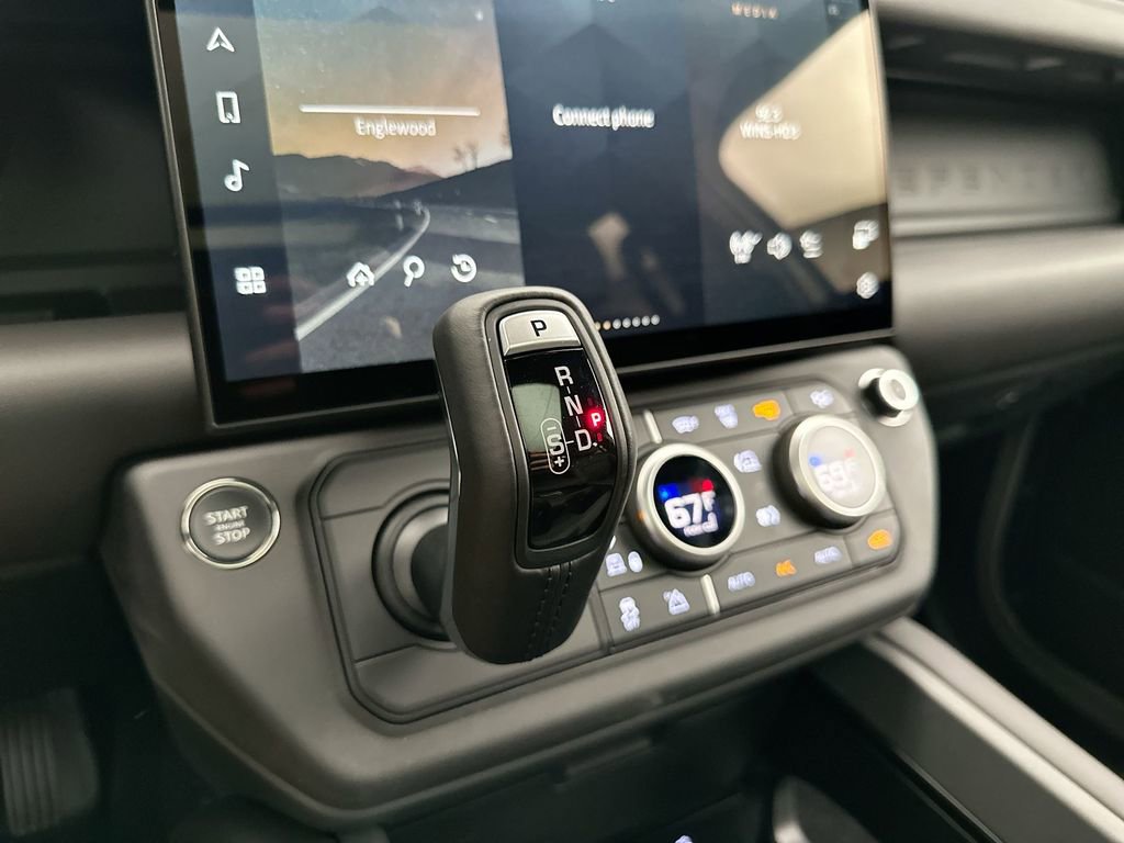 New 2026 Land Rover Defender 110 S AWD/4WD image 21