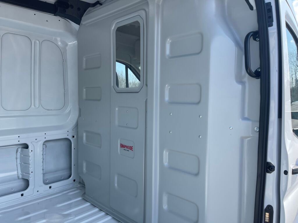 New 2025 Ford Transit 250 148 Medium Roof image 15