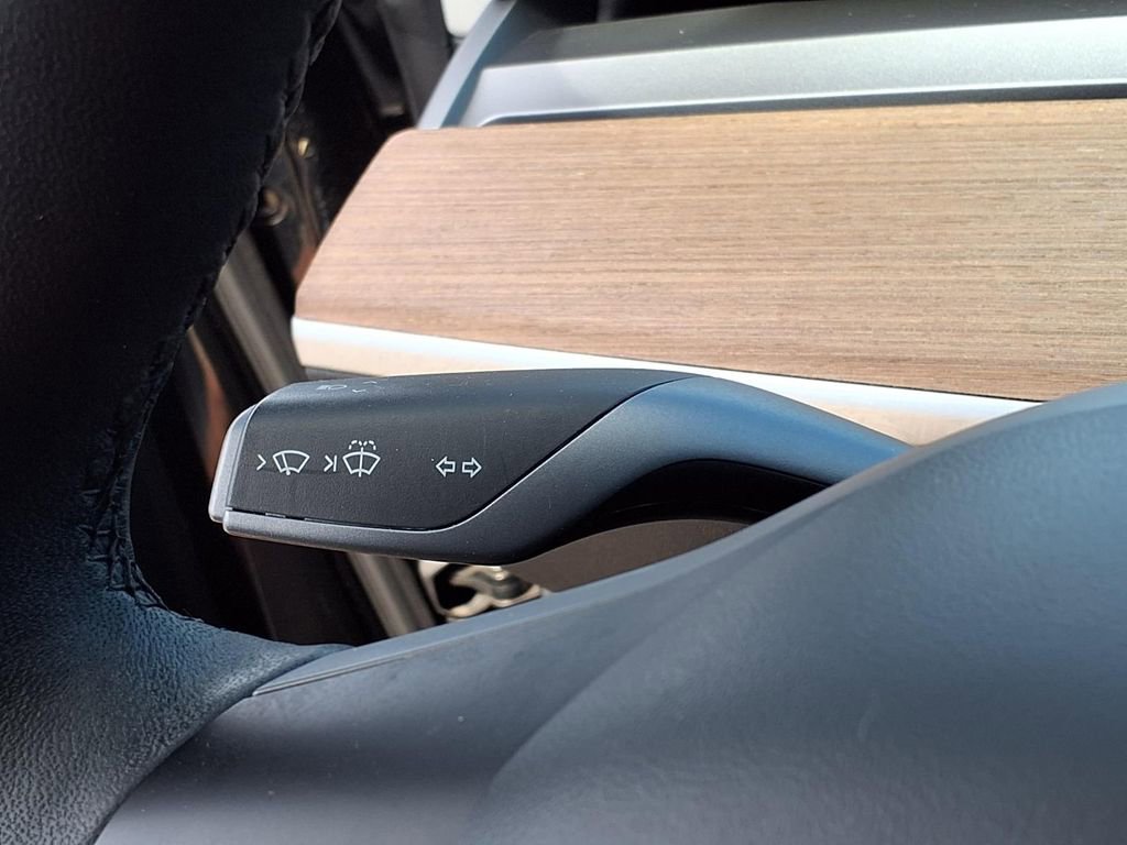 Used 2021 Tesla Model 3 Standard Range Plus RWD image 35