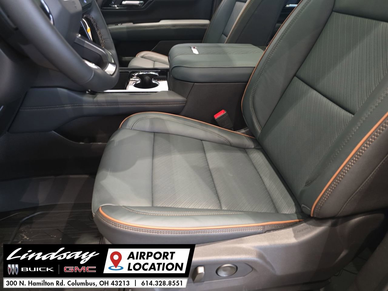 New 2026 GMC Yukon AT4 image 12