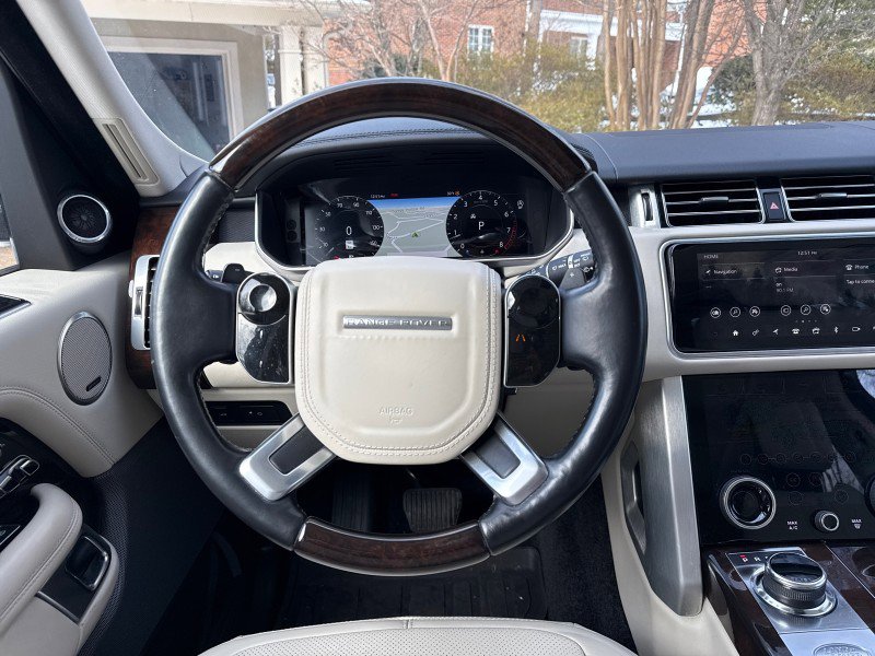Used 2019 Land Rover Range Rover HSE image 21