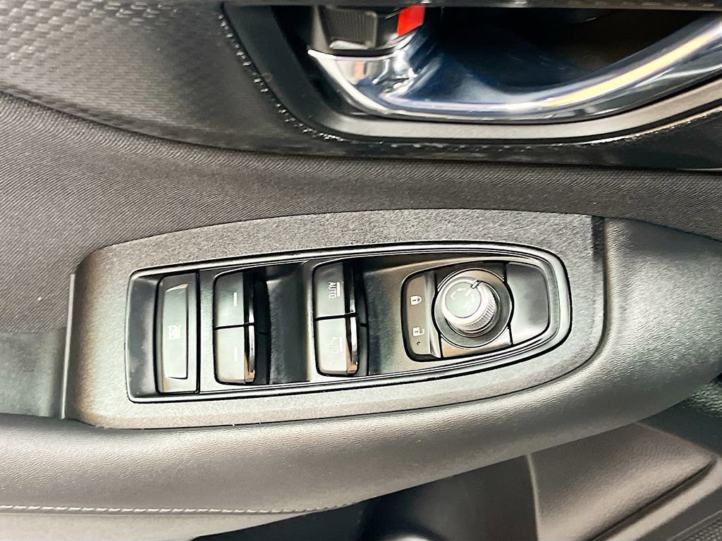 Used 2025 Subaru Outback Premium image 17