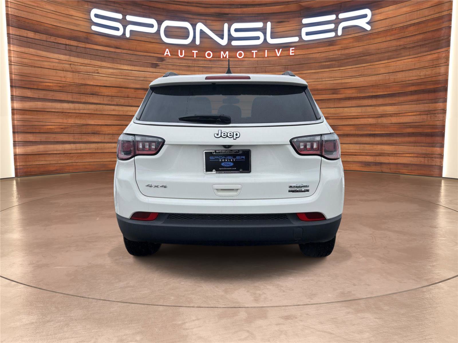 Used 2020 Jeep Compass Latitude image 5