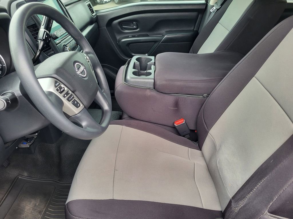 Used 2023 Nissan Titan S w/ S Utility Package image 9