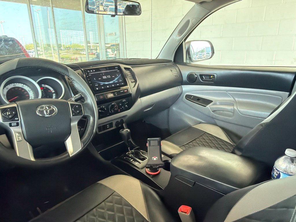 Used 2014 Toyota Tacoma PreRunner w/ Convenience Package RWD image 6