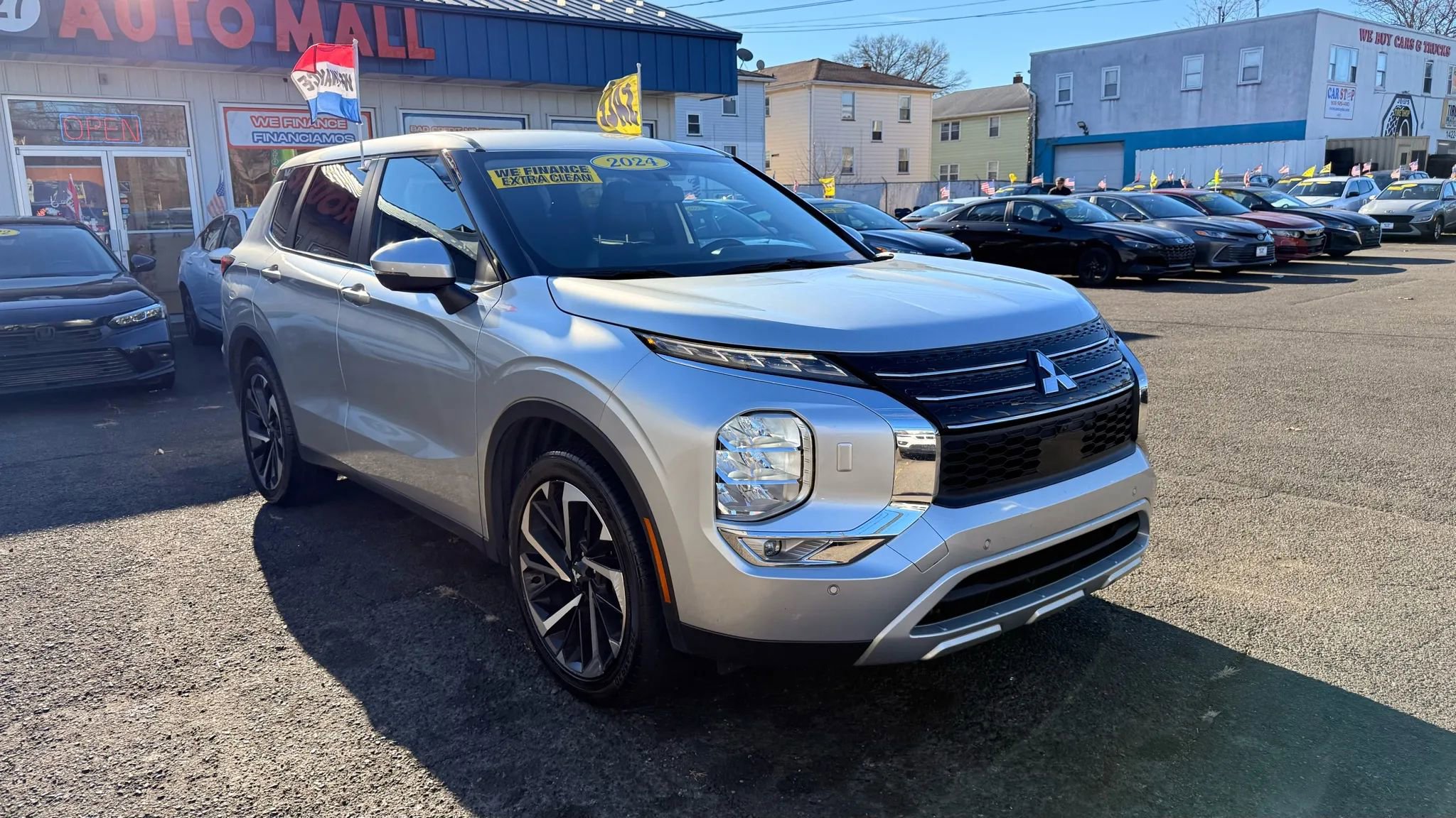 Used 2024 Mitsubishi Outlander Ralliart image 2