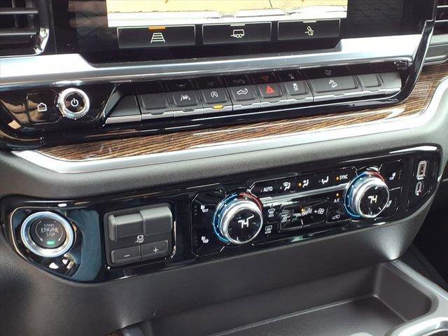 New 2026 GMC Sierra 1500 Elevation image 10