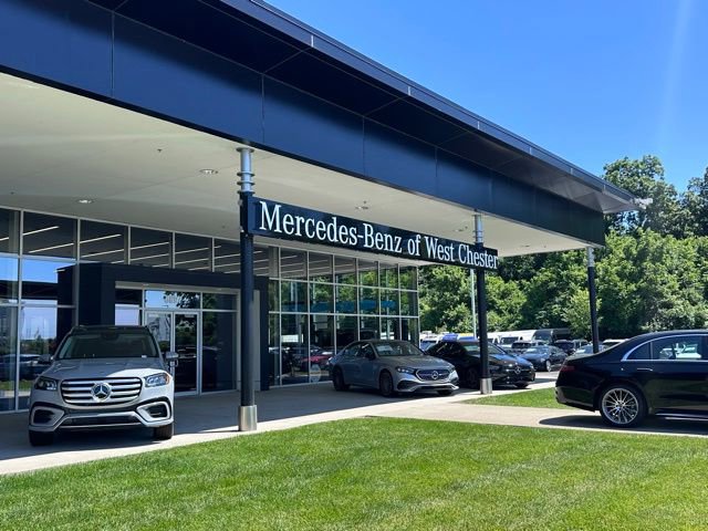Certified 2017 Mercedes-Benz C 300 4MATIC Sedan image 35