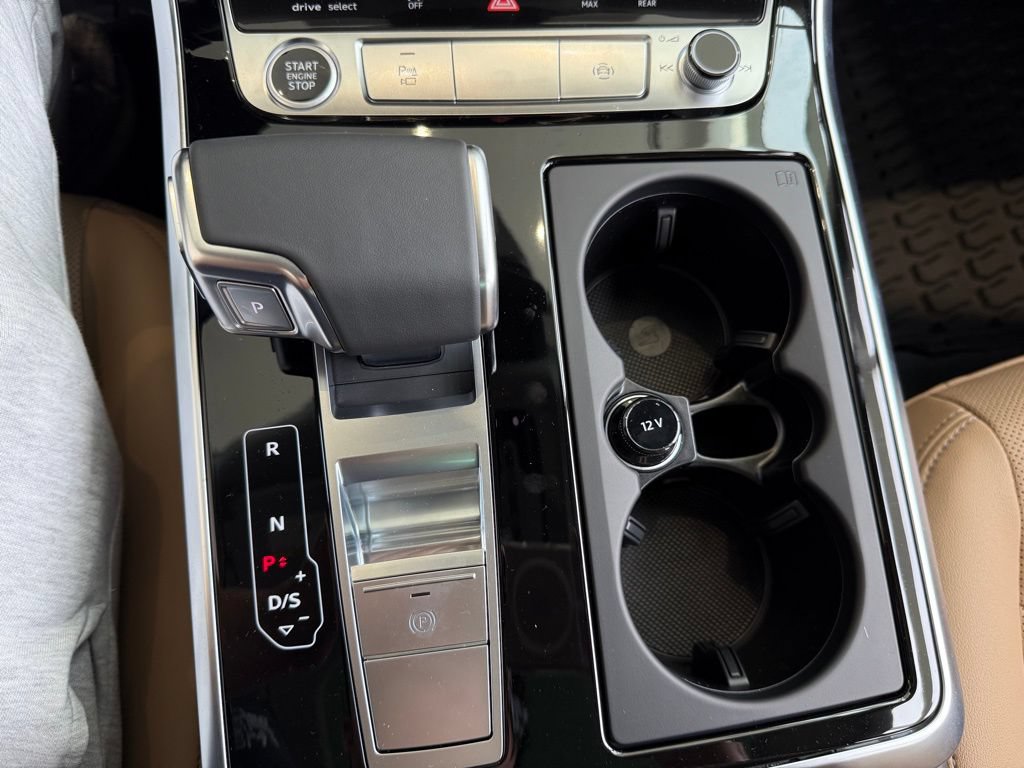 New 2025 Audi Q8 Premium Plus AWD/4WD image 13