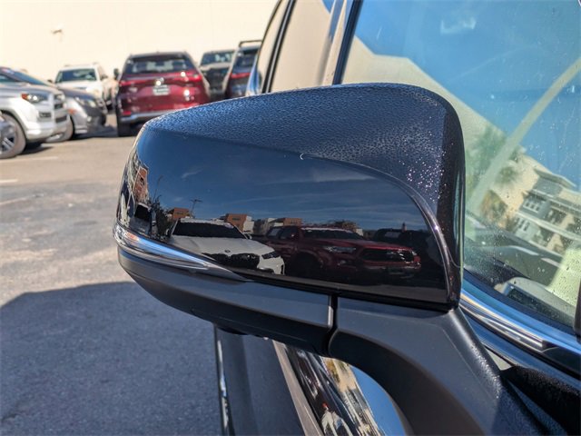 Used 2020 Toyota Highlander Limited image 10