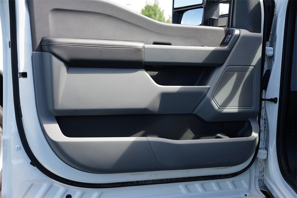 Used 2023 Ford F150 XLT w/ Trailer Tow Package image 13