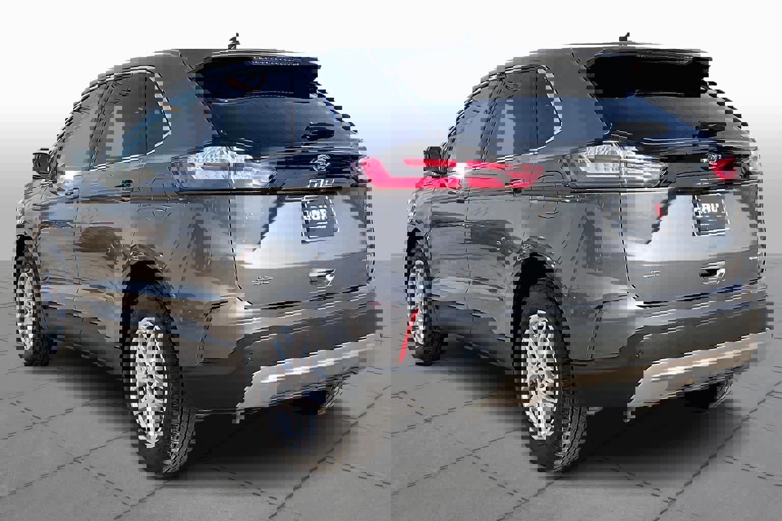 Used 2024 Ford Edge SEL image 11