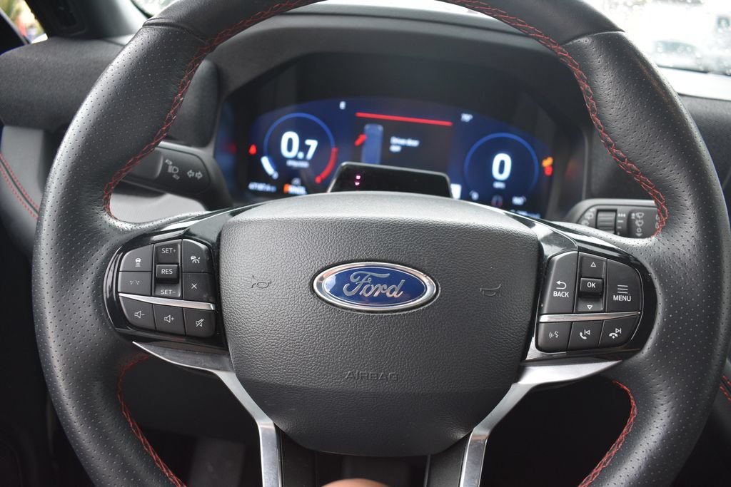 Used 2025 Ford Explorer ST-Line AWD/4WD image 14