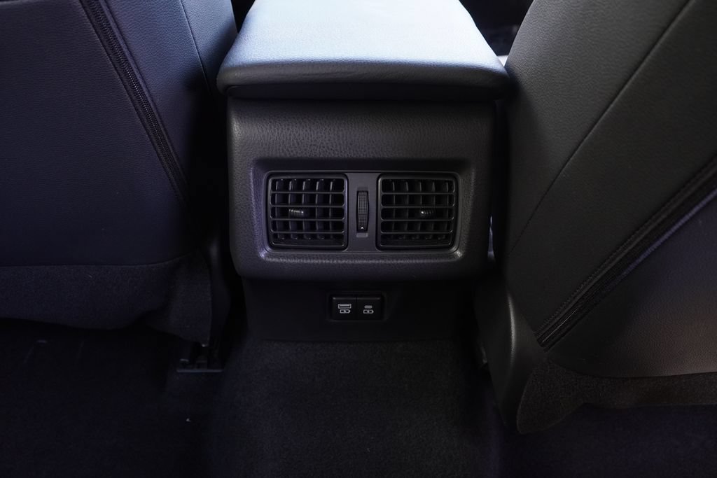 Used 2025 Toyota Camry SE w/ Multimedia Upgrade Package FWD image 37