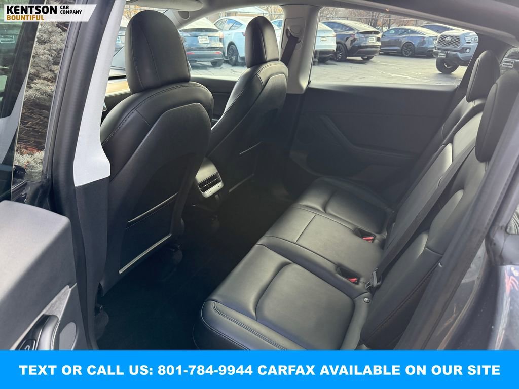 Used 2021 Tesla Model Y Long Range image 30
