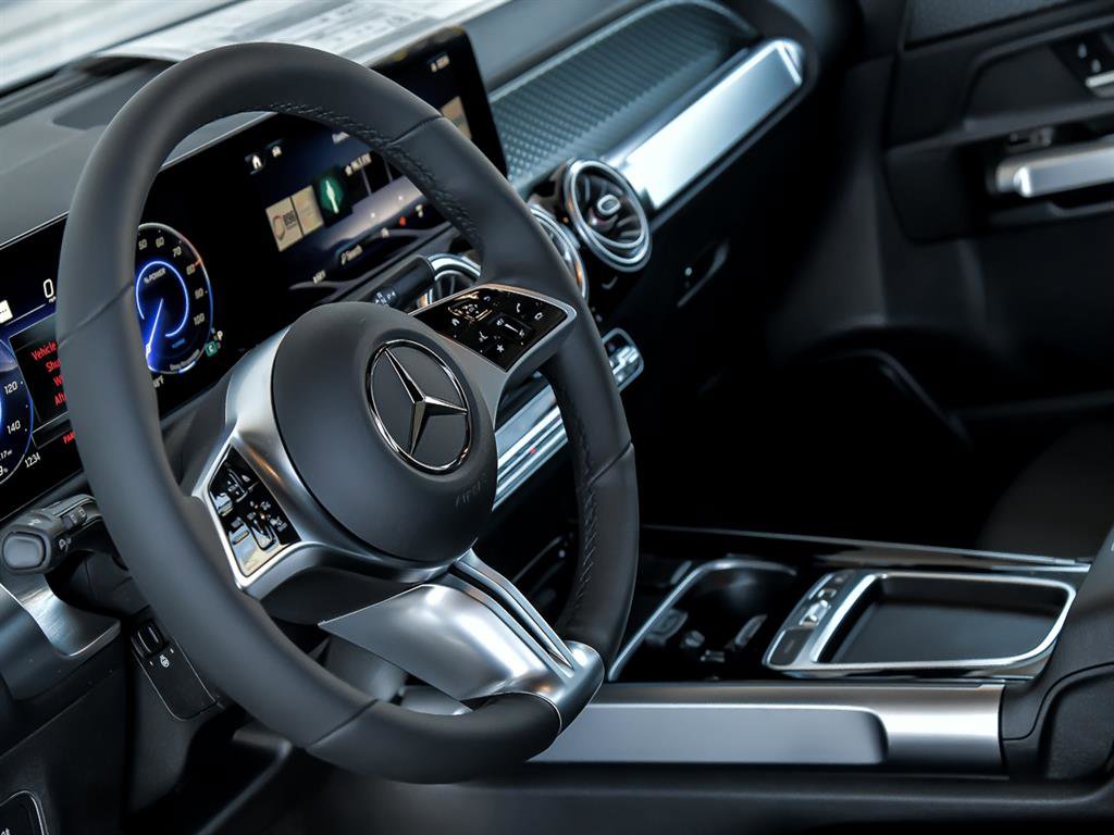 Certified 2025 Mercedes-Benz EQB 300 4MATIC image 16