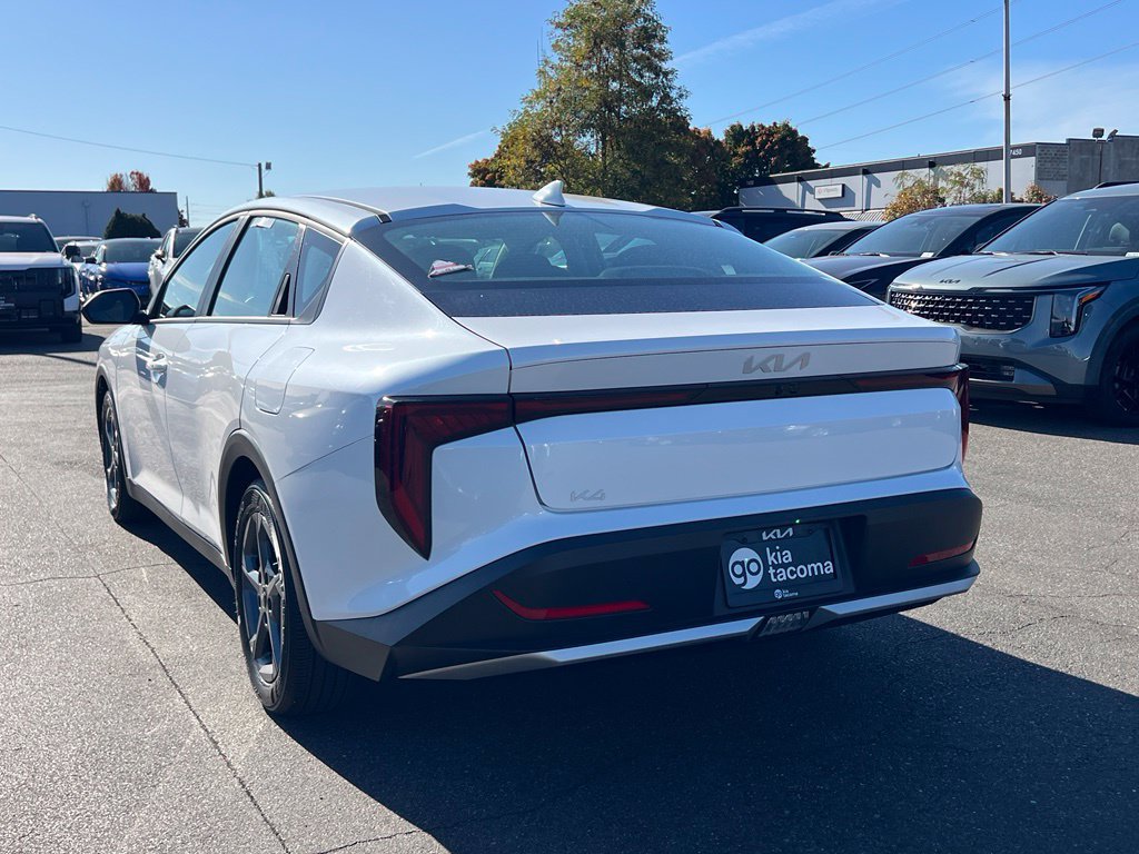 Certified 2025 Kia K4 FWD image 9