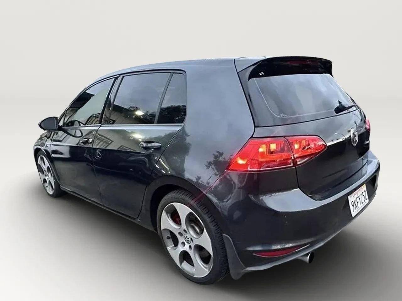 Used 2016 Volkswagen GTI Autobahn w/ Lighting Package (SEL) FWD image 26