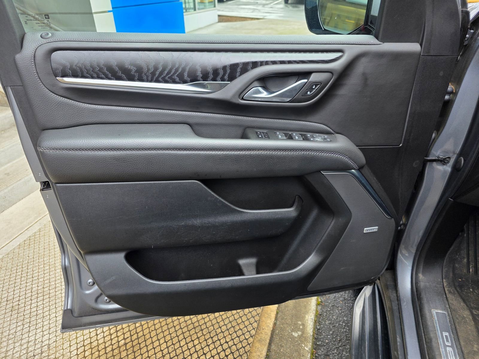 Used 2022 GMC Yukon XL Denali image 10