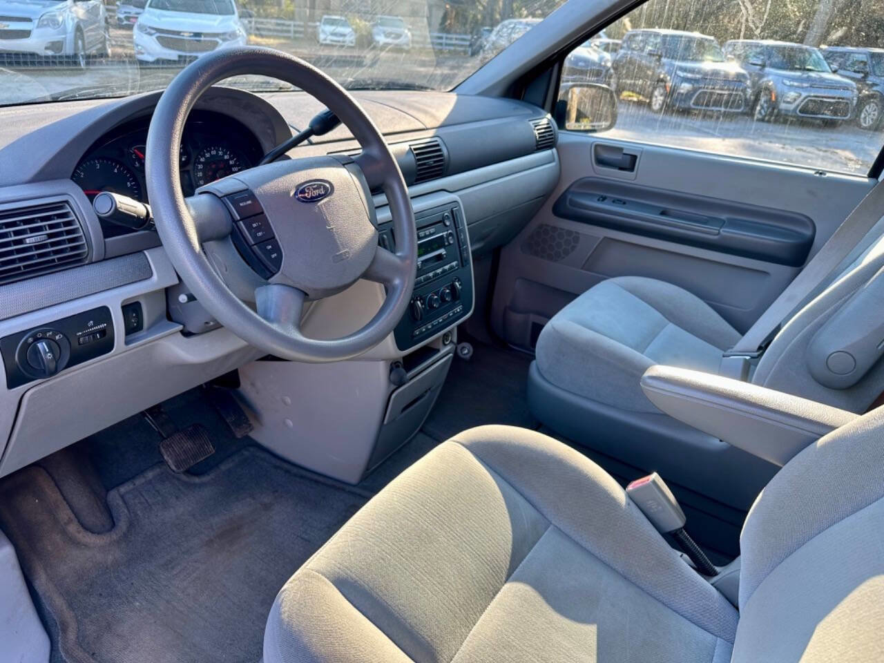 Used 2005 Ford Freestar SES image 9