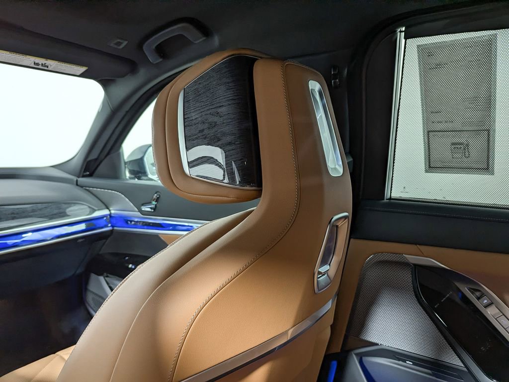 New 2026 BMW 740i xDrive image 20