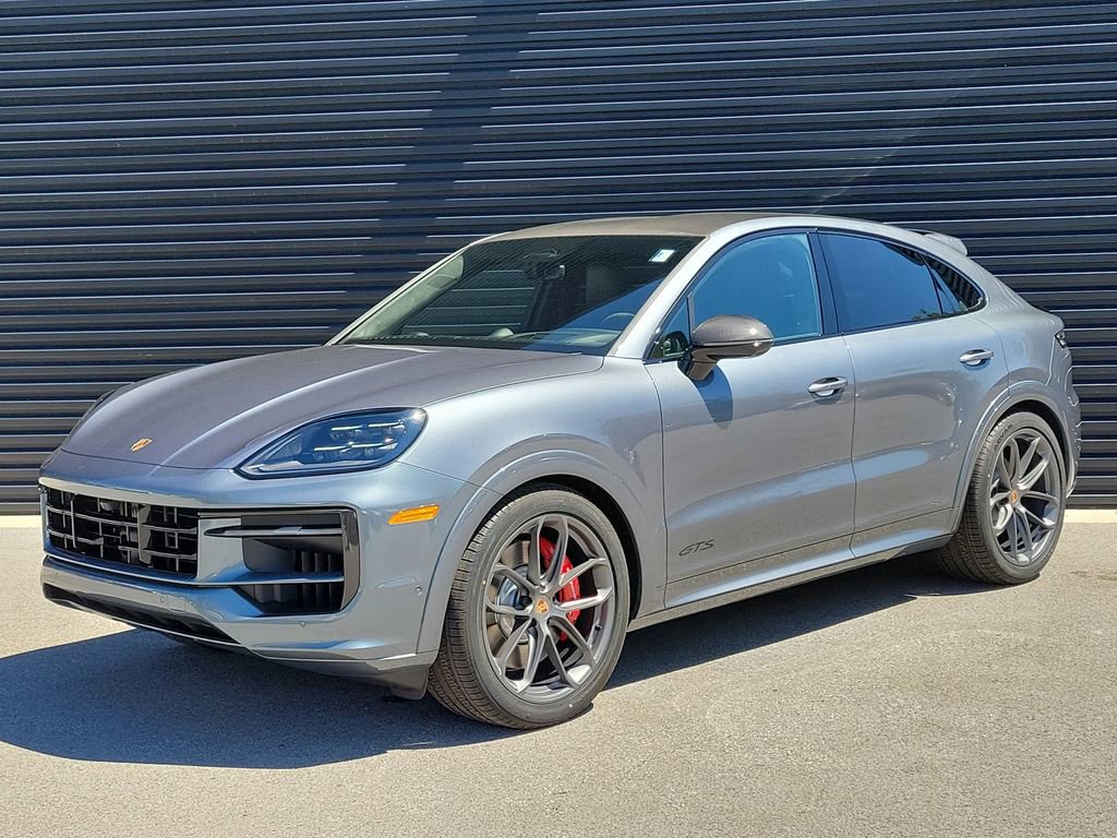 New 2026 Porsche Cayenne GTS video 1