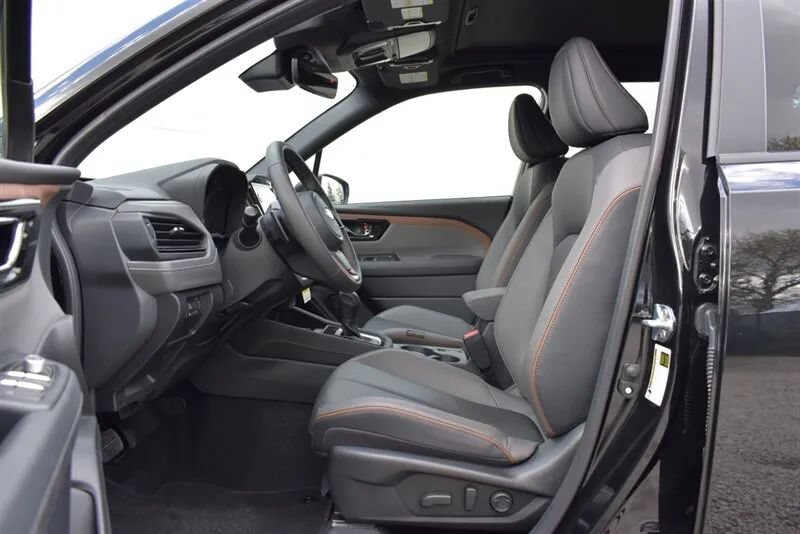 Used 2025 Subaru Forester Sport AWD/4WD image 10