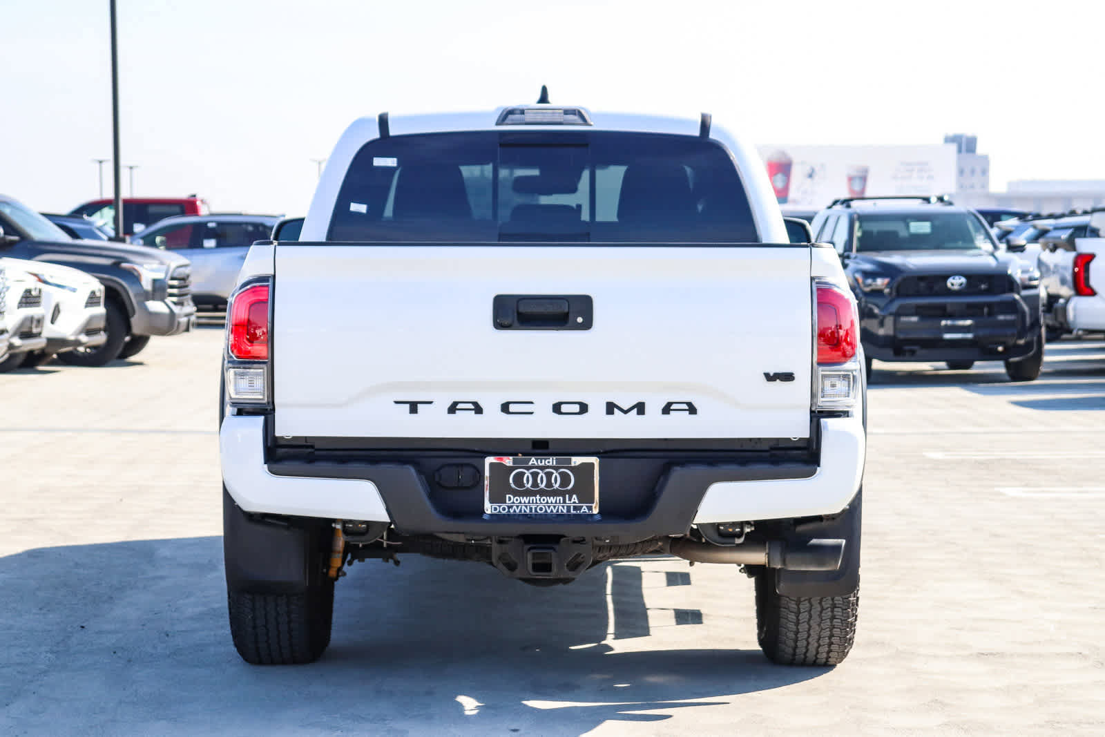 Used 2023 Toyota Tacoma TRD Off-Road image 8